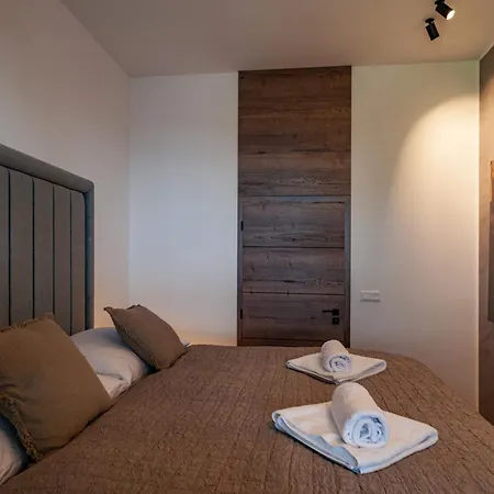 מלון דירות Sting Platan אוסטרבה